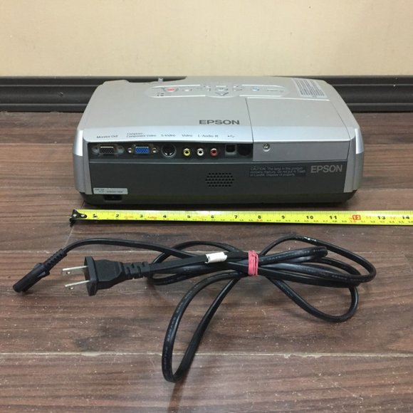 Epson PowerLite S3 Projector 800x600 SVGA 4:3 3LCD 1600 Lumens NO REMOTE - Picture 9 of 15